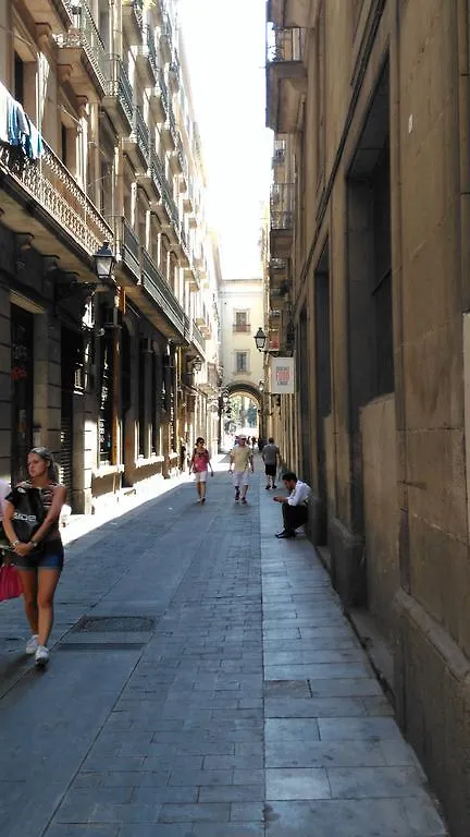 Happy @ Barcelona Guest House